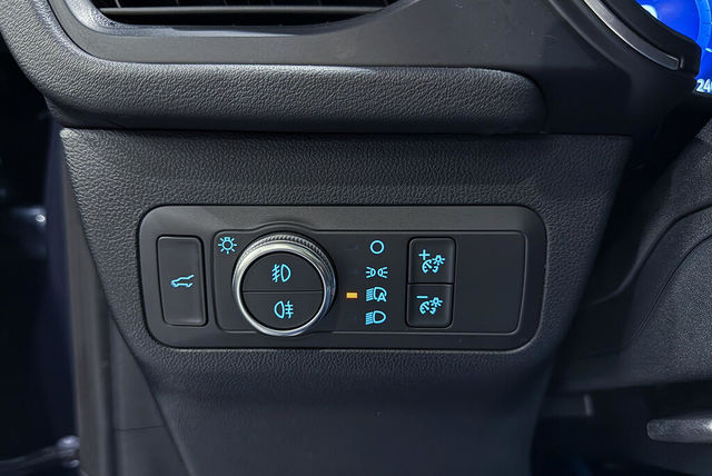 FORD福特 KUGA  第8張相片