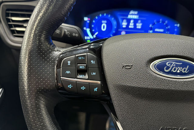 FORD福特 KUGA  第11張相片