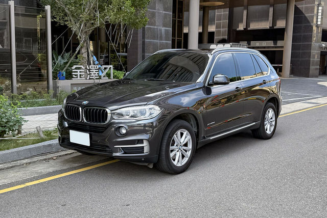 BMW寶馬 X5 XDRIVE25D  第1張相片