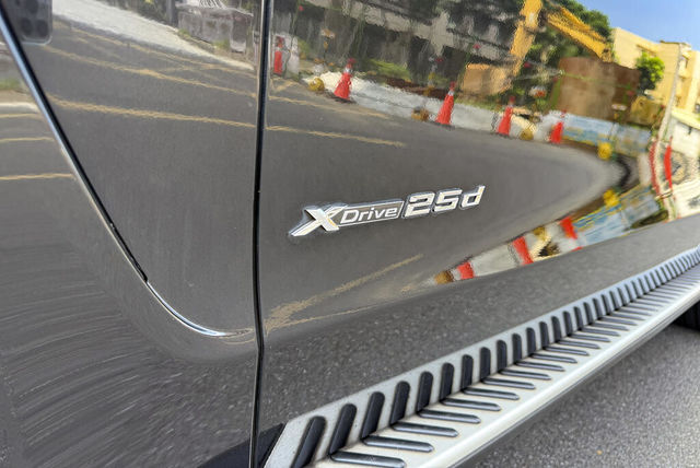 BMW寶馬 X5 XDRIVE25D  第4張相片