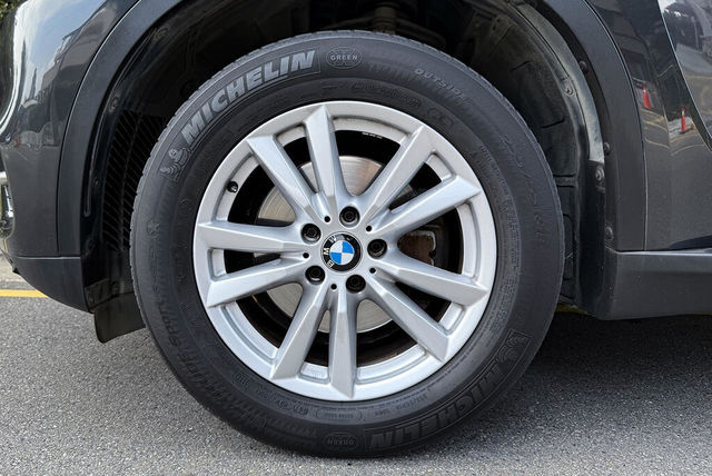 BMW寶馬 X5 XDRIVE25D  第5張相片