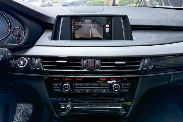 BMW寶馬 X5 XDRIVE25D  第8張相片