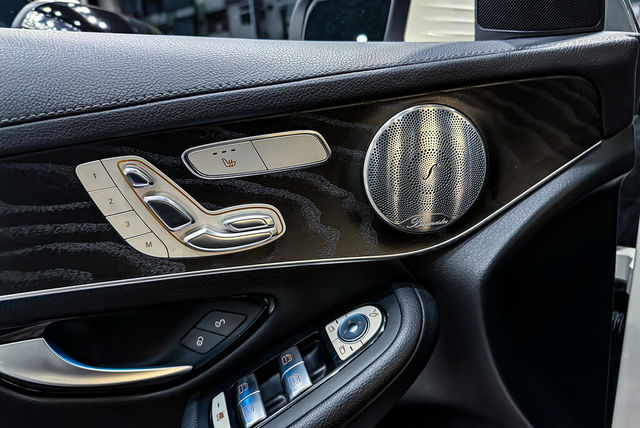 M-BENZ賓士 GLC300 AMG COUPE  第8張相片