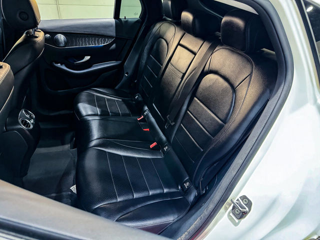 M-BENZ賓士 GLC300 AMG COUPE  第13張相片