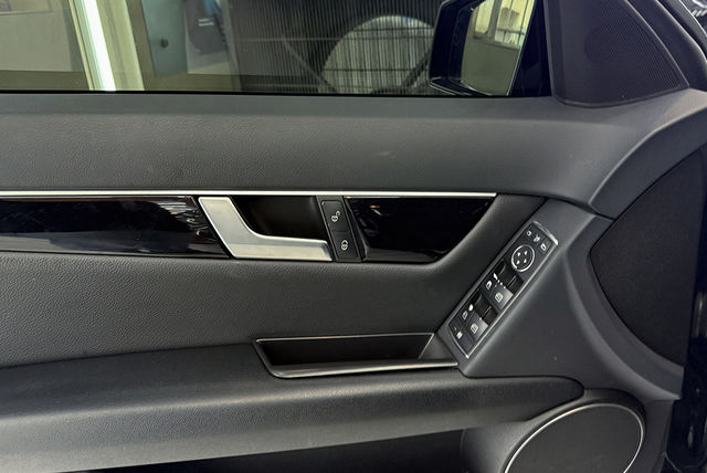 M-BENZ賓士 C180  第6張相片