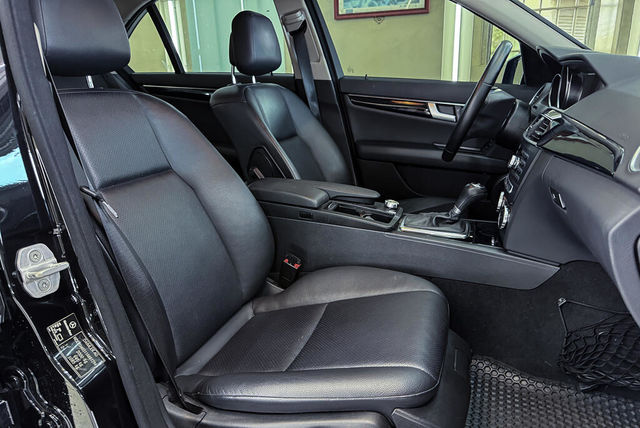 M-BENZ賓士 C180  第7張相片