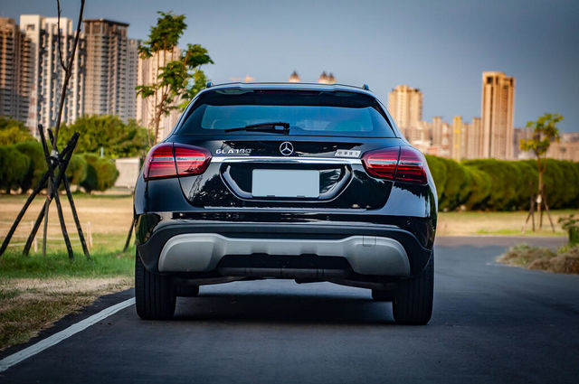 M-BENZ賓士 GLA180  第6張相片
