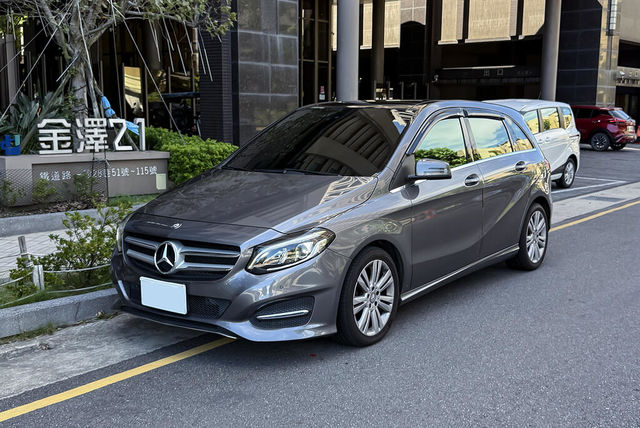 M-BENZ賓士 B200  第1張相片
