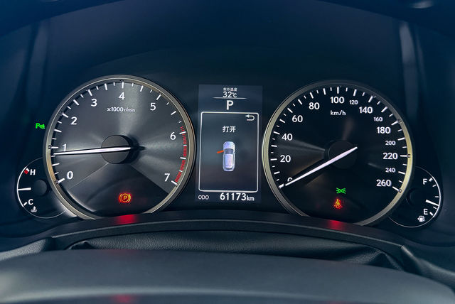 LEXUS凌志 NX200T  第6張相片