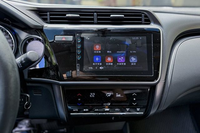 HONDA本田 CITY  第8張相片