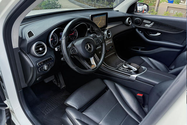 M-BENZ賓士 GLC300  第6張相片