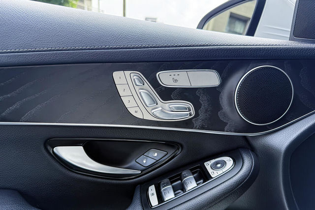 M-BENZ賓士 GLC300  第8張相片