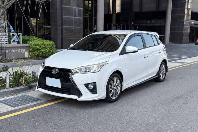 TOYOTA豐田 YARIS S  第1張相片