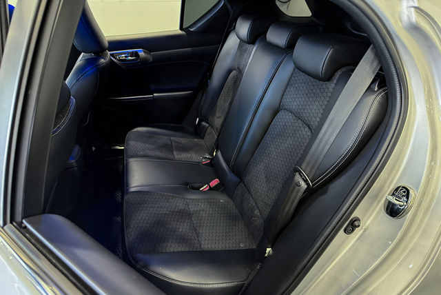 LEXUS凌志 CT200H  第8張相片