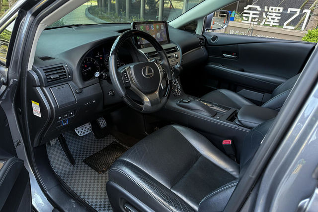 LEXUS凌志 RX270  第5張相片