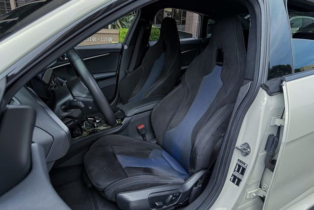 BMW寶馬 218I M SPORT  第13張相片