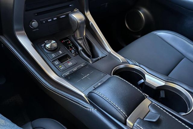 LEXUS凌志 NX200  第10張相片