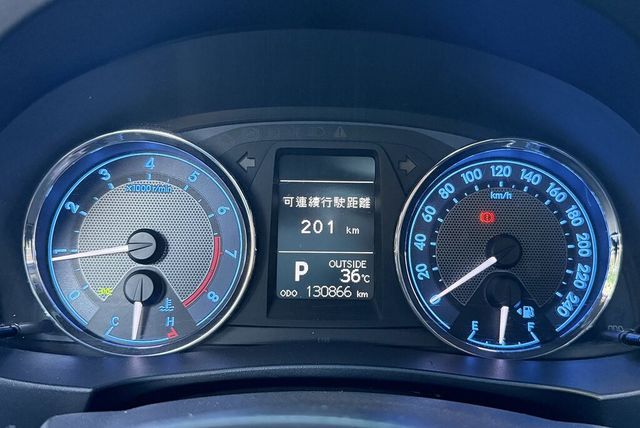 TOYOTA豐田 ALTIS  第7張相片