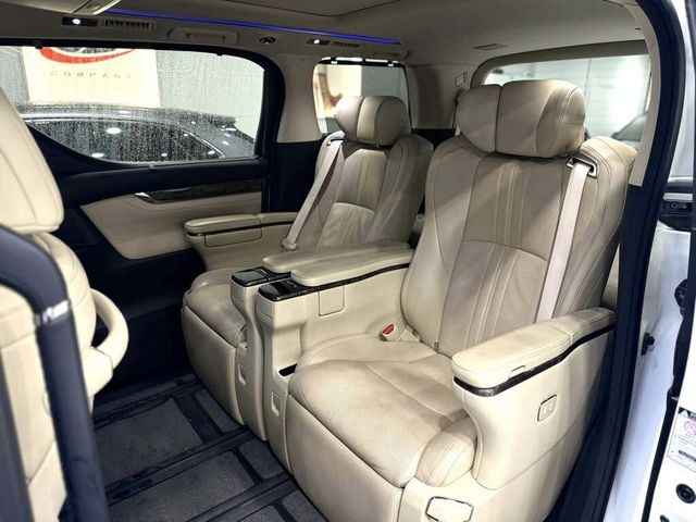 TOYOTA豐田 ALPHARD  第5張相片