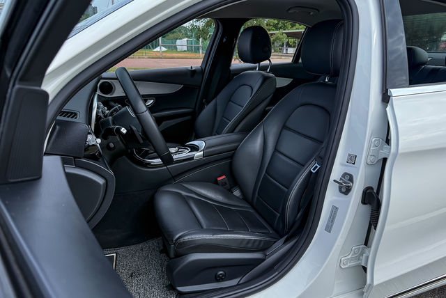 M-BENZ賓士 C200  第12張相片