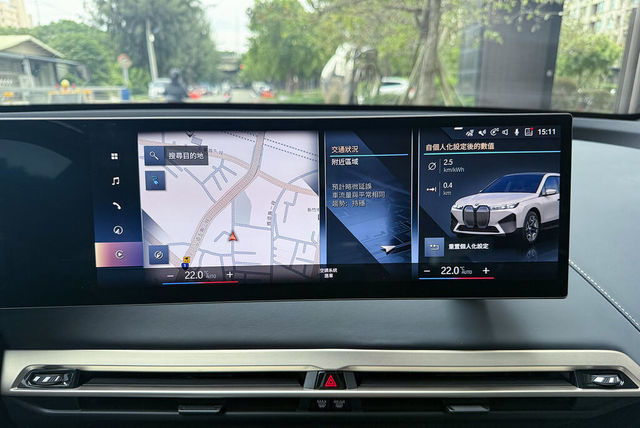 BMW寶馬 IX XDRIVE40  第8張相片