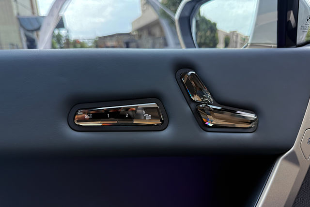 BMW寶馬 IX XDRIVE40  第13張相片