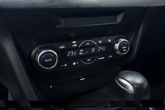 MAZDA馬自達 MAZDA 3  第9張相片