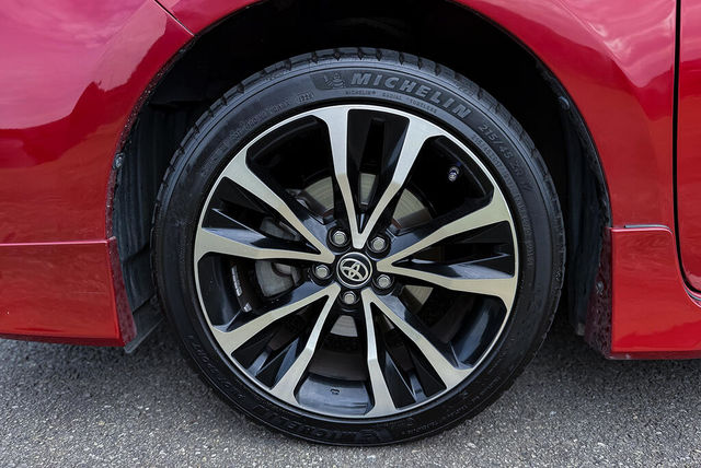 TOYOTA豐田 ALTIS  第4張相片