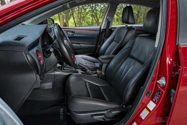 TOYOTA豐田 ALTIS  第13張相片