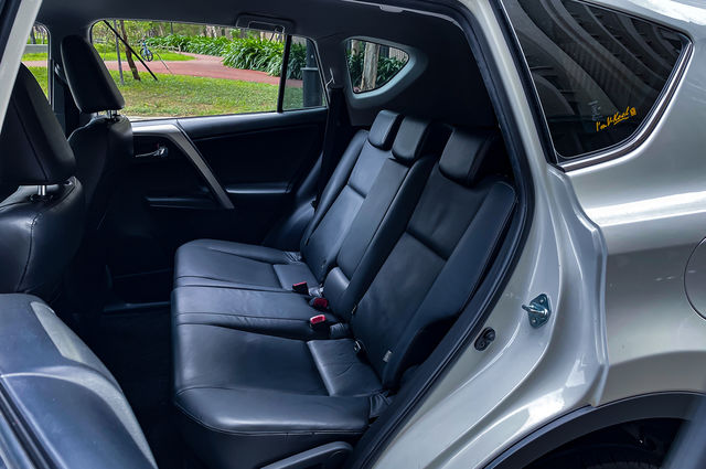 TOYOTA豐田 RAV4  第8張相片
