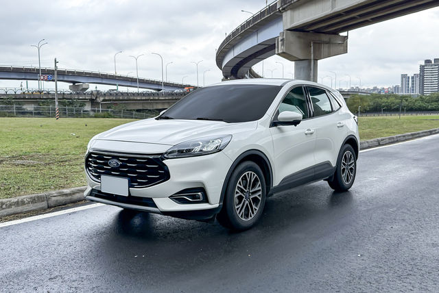 FORD福特 KUGA  第1張相片