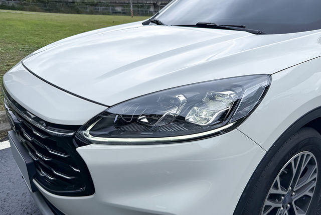 FORD福特 KUGA  第3張相片