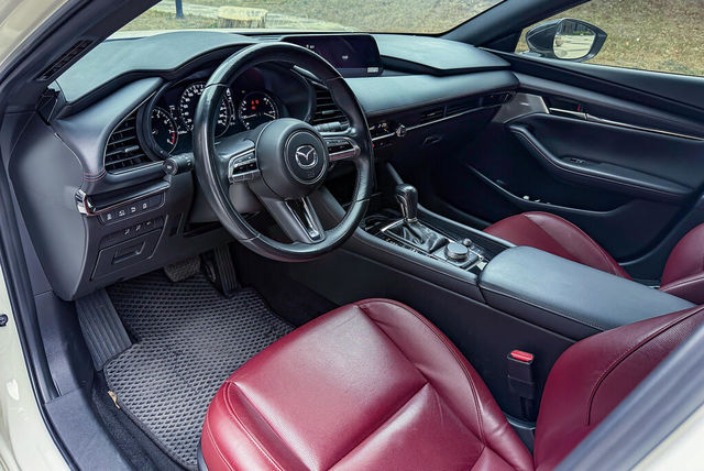 MAZDA馬自達 MAZDA 3  第5張相片