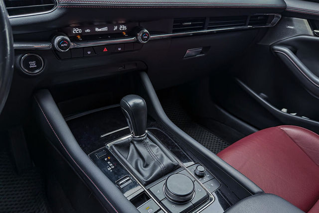 MAZDA馬自達 MAZDA 3  第11張相片