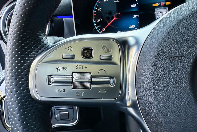 M-BENZ賓士 GLA200  第7張相片