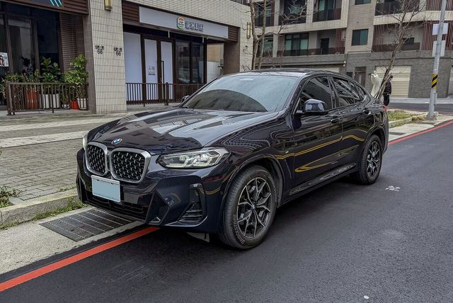 BMW寶馬 X4 XDRIVE30I  第1張相片