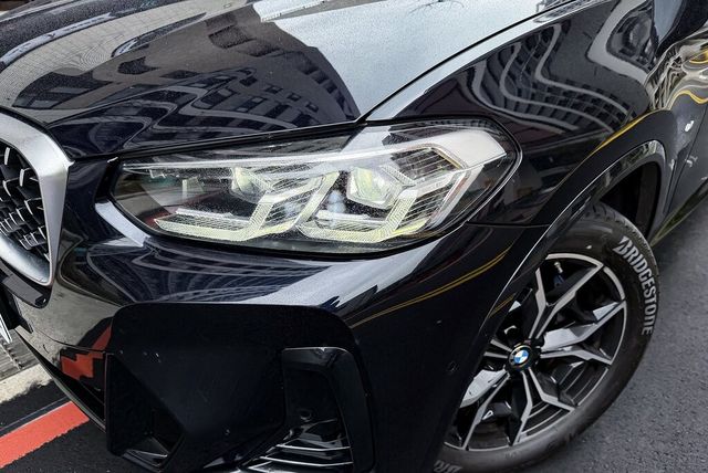 BMW寶馬 X4 XDRIVE30I  第3張相片