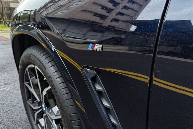 BMW寶馬 X4 XDRIVE30I  第4張相片