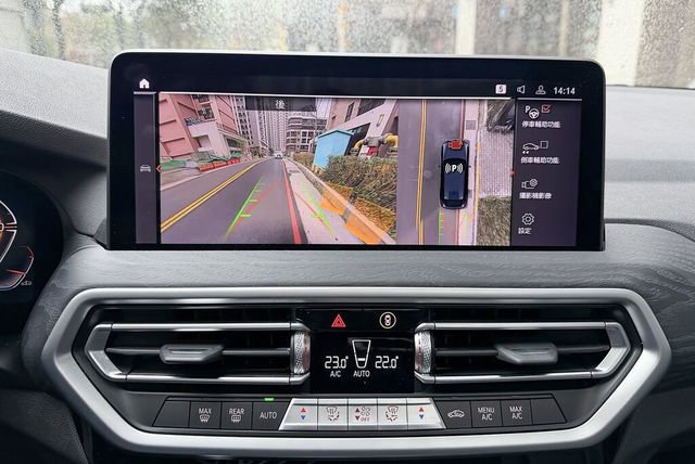 BMW寶馬 X4 XDRIVE30I  第11張相片