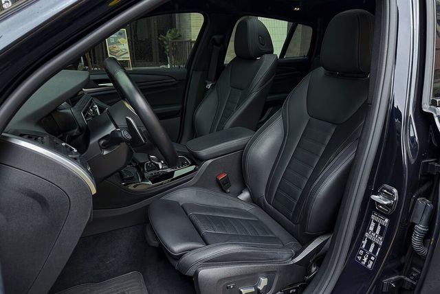 BMW寶馬 X4 XDRIVE30I  第14張相片