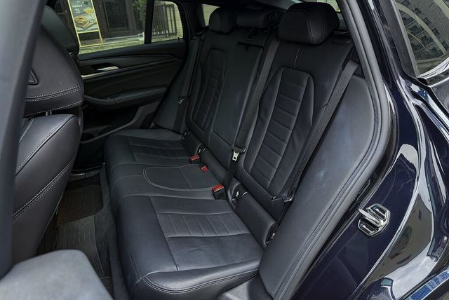 BMW寶馬 X4 XDRIVE30I  第15張相片