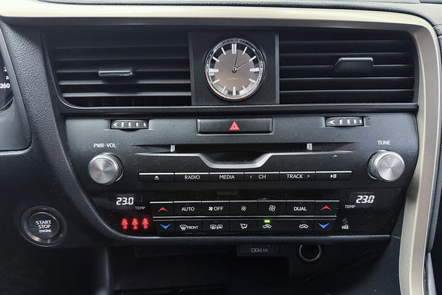 LEXUS凌志 RX300  第9張相片