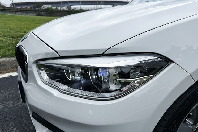 BMW寶馬 120I  第3張相片