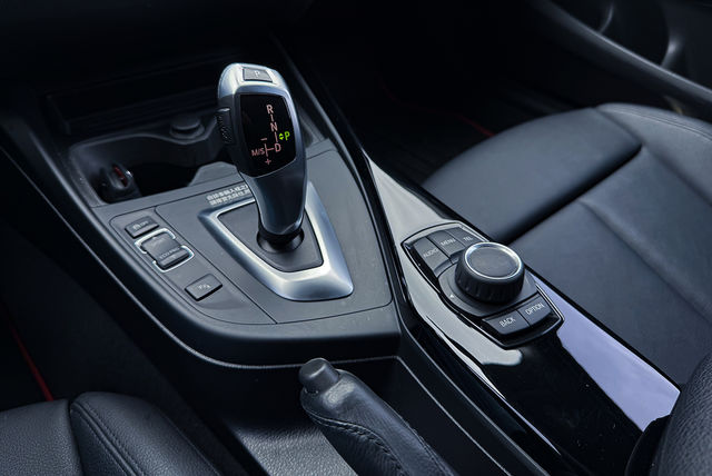 BMW寶馬 120I  第7張相片