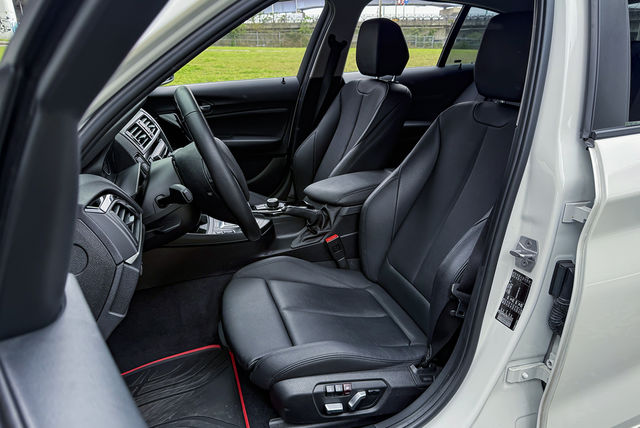 BMW寶馬 120I  第8張相片