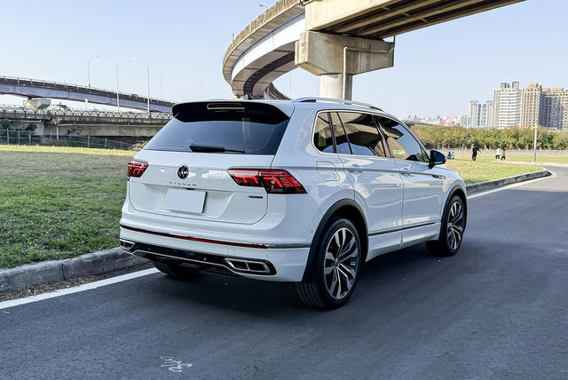 VOLKSWAGEN福斯 TIGUAN  第2張相片