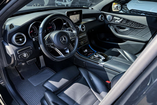 M-BENZ賓士 C300  第5張相片