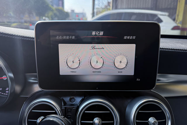 M-BENZ賓士 C300  第7張相片