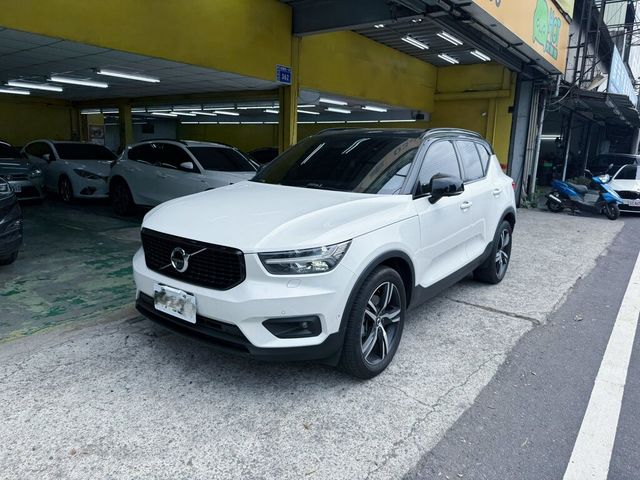 VOLVO富豪 XC40 B5  第1張相片