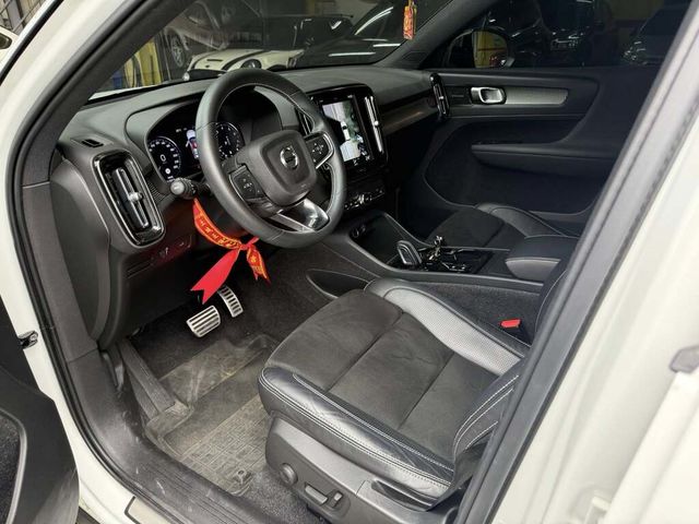 VOLVO富豪 XC40 B5  第3張相片